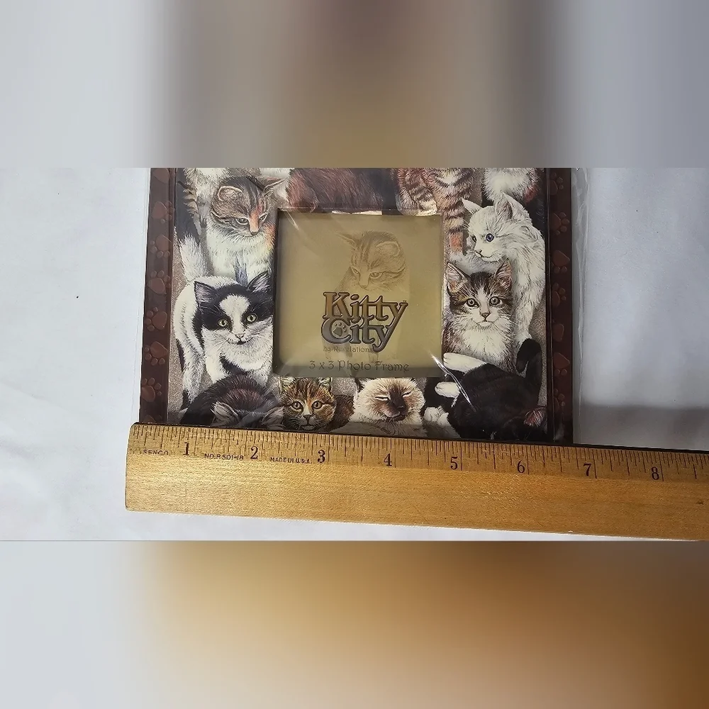 ​Kitty City 3x3 Photo Frame Revelations Cats Kittens Collage Art NIP CUTE!